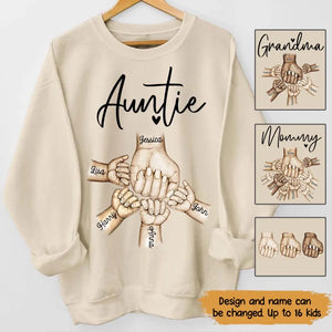 Personalized Auntie Heart Hands with Kid Names Sweatshirt Printed VQ24412