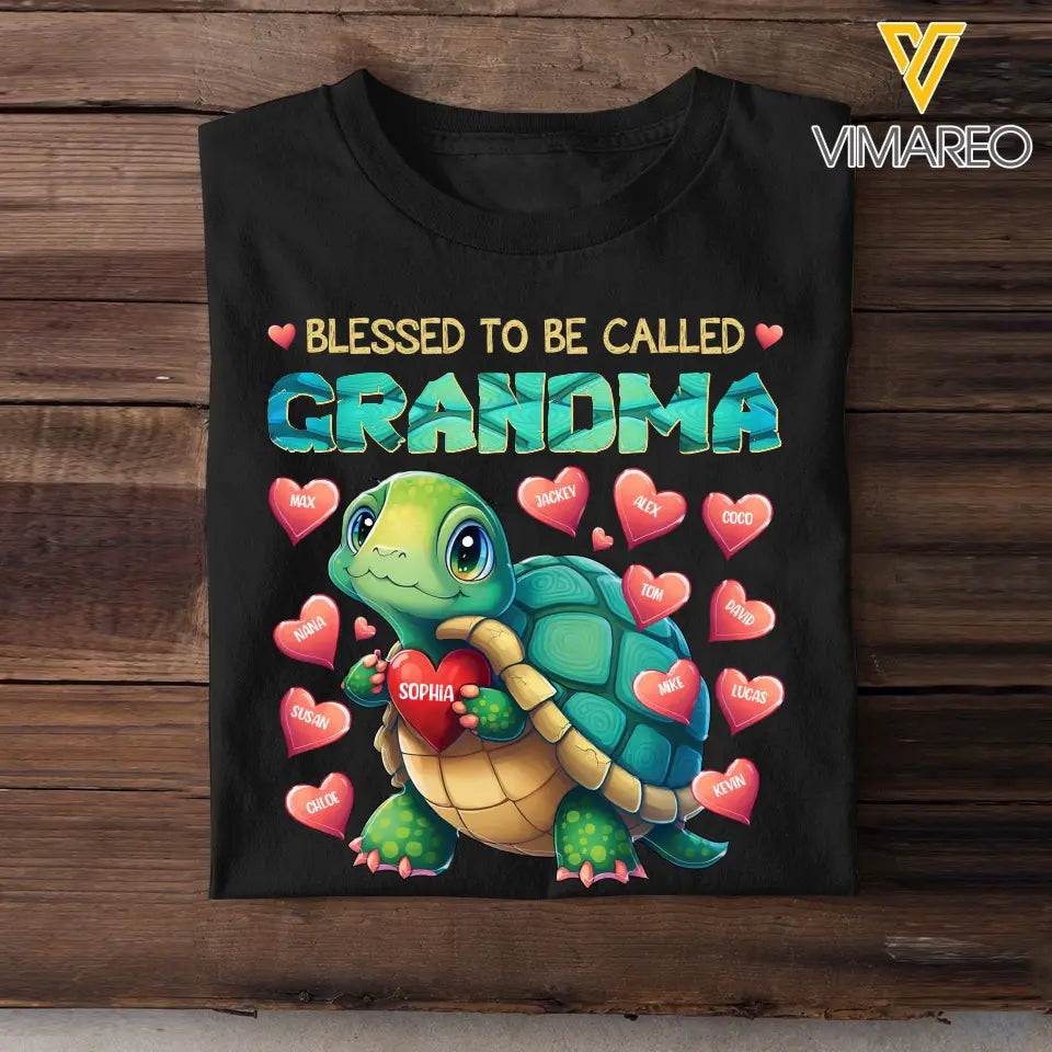 Personalized Blessed To Be Called Grandma Turtles Hearts with Kid Names T-shirt Printed PNHQ0407